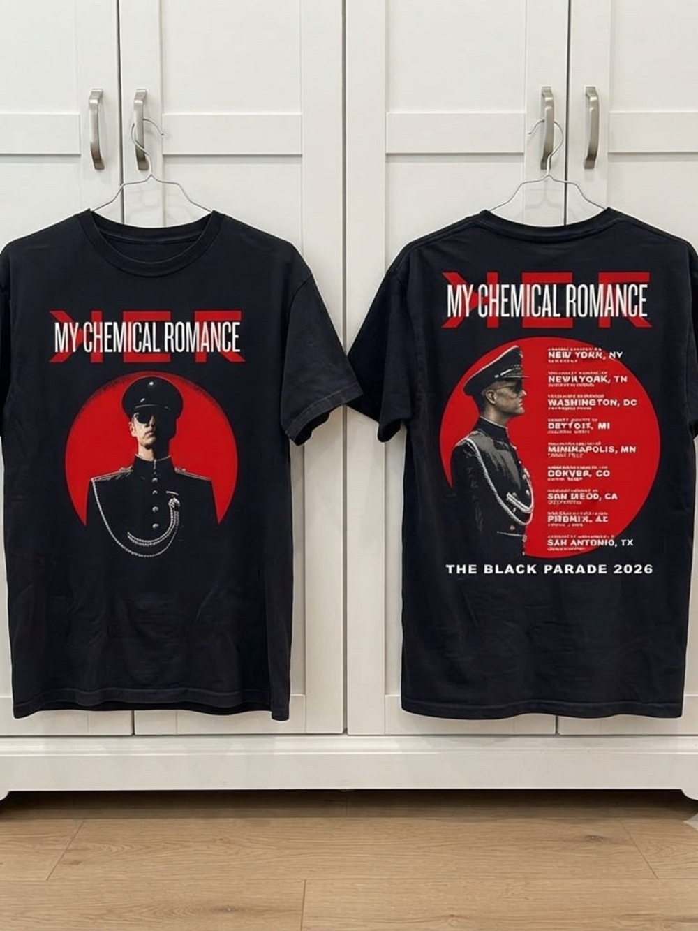 My chemical romance The Black Parade 2026 Men's Short-Sleeve Tee - Black/Red